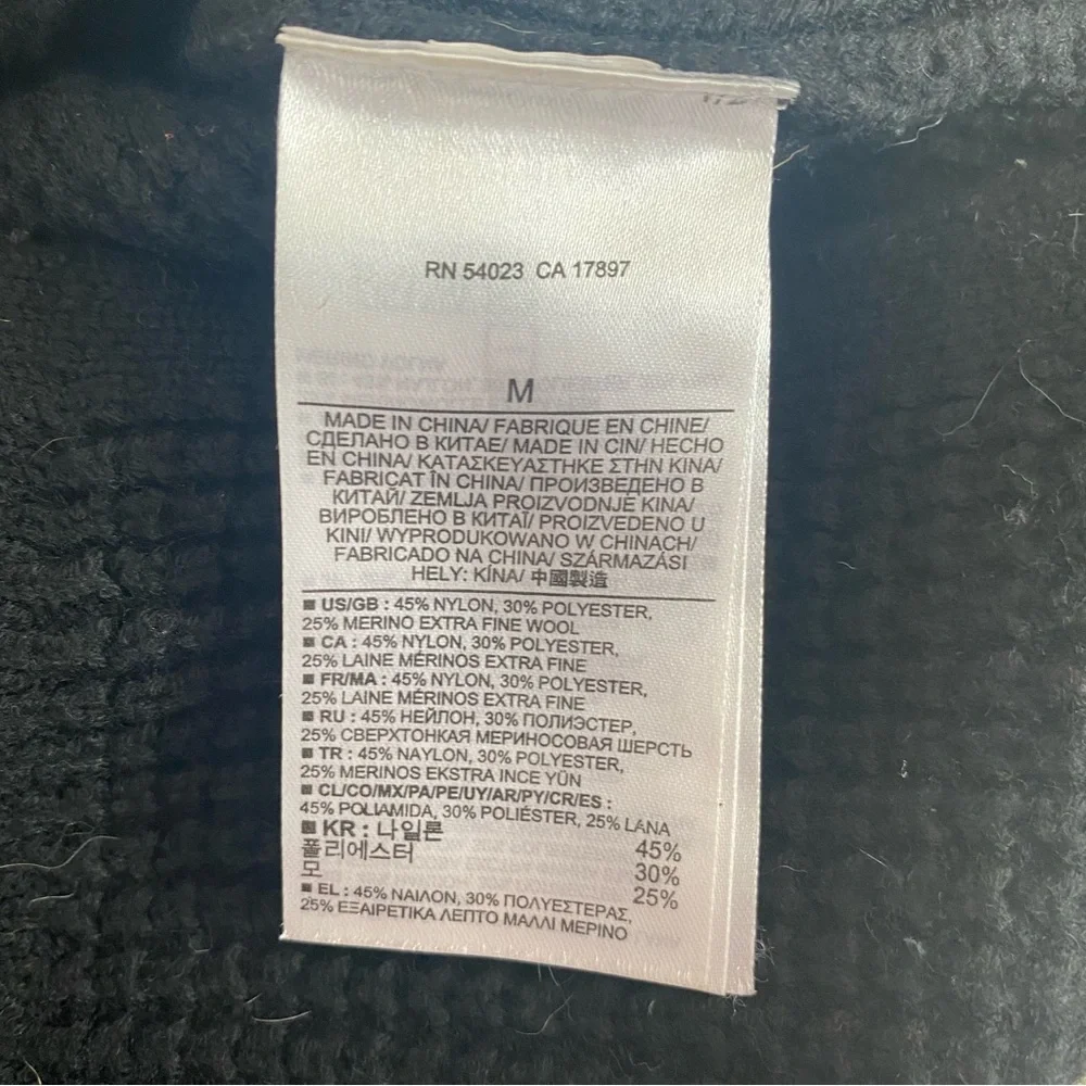 Banana Republic black waffle knit turtleneck sweater size Medium